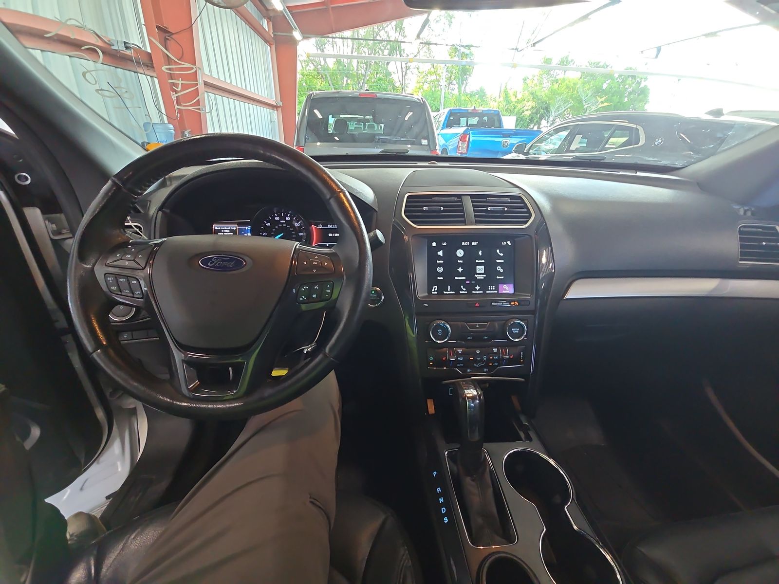 2017 Ford Explorer XLT FWD