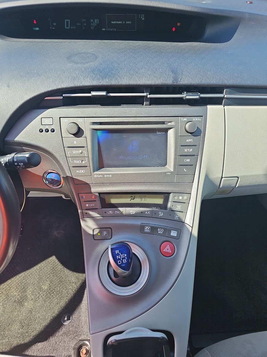 2014 Toyota Prius Three FWD