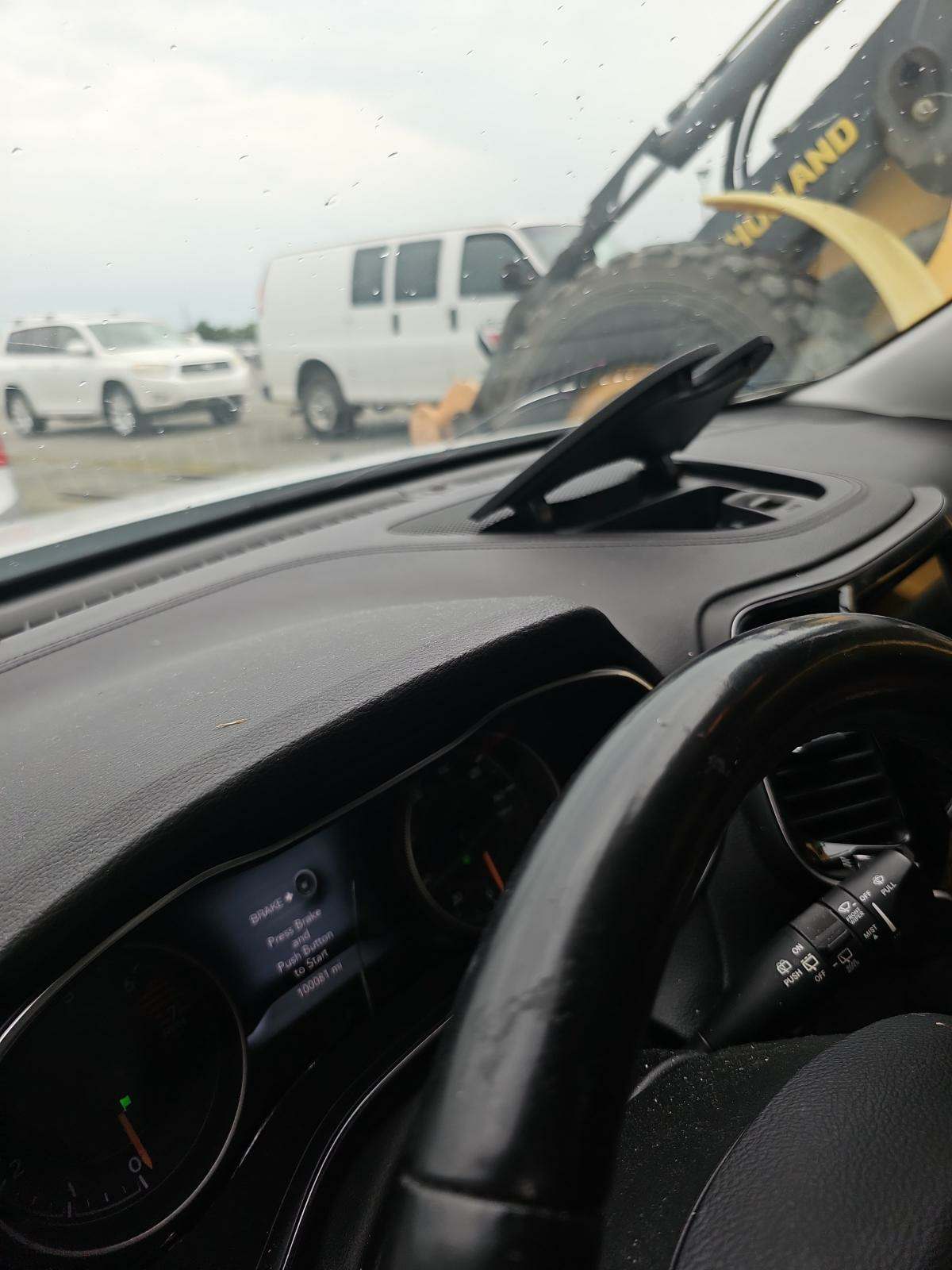 2019 Jeep Cherokee Limited FWD