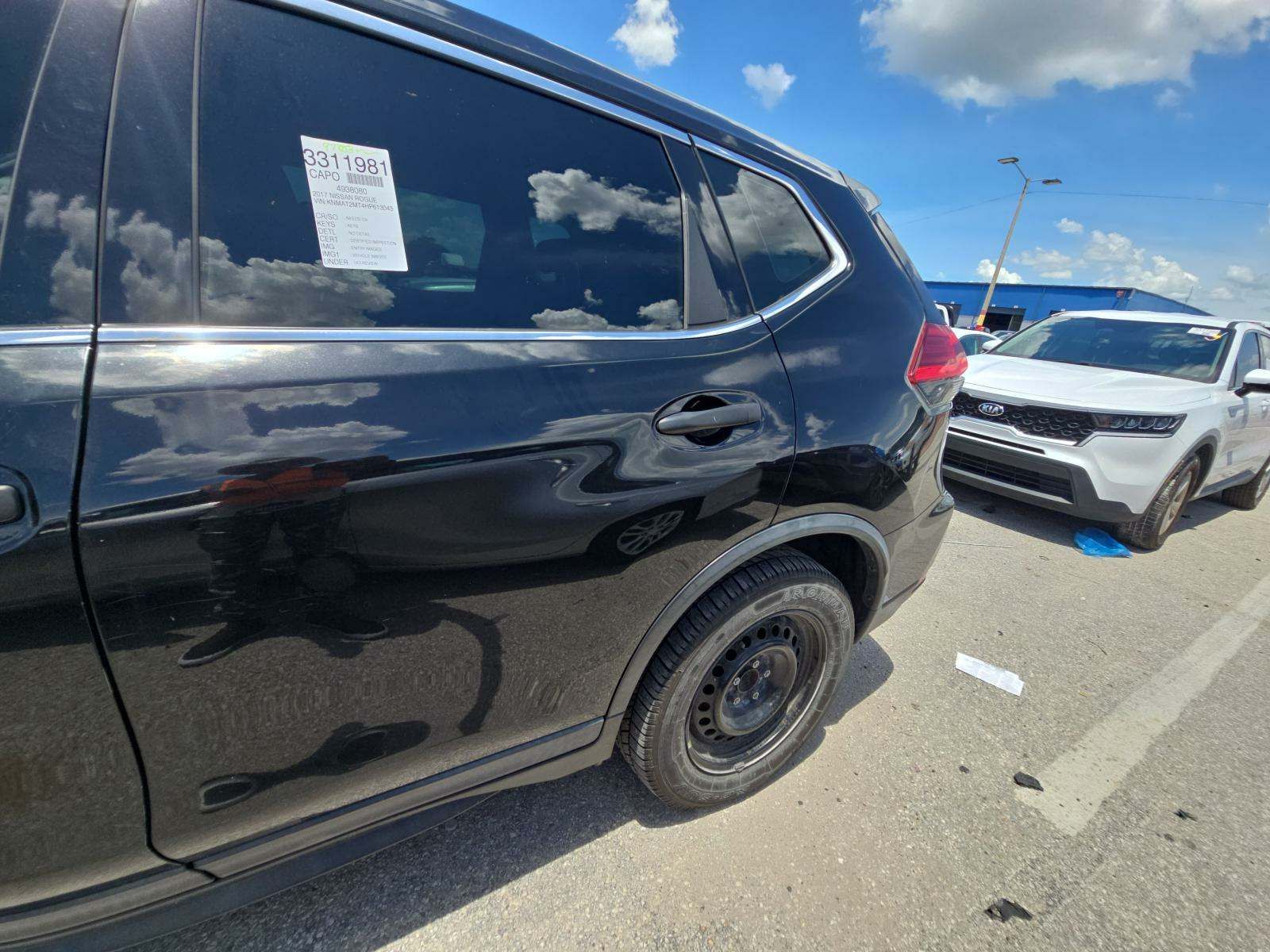 2017 Nissan Rogue S FWD