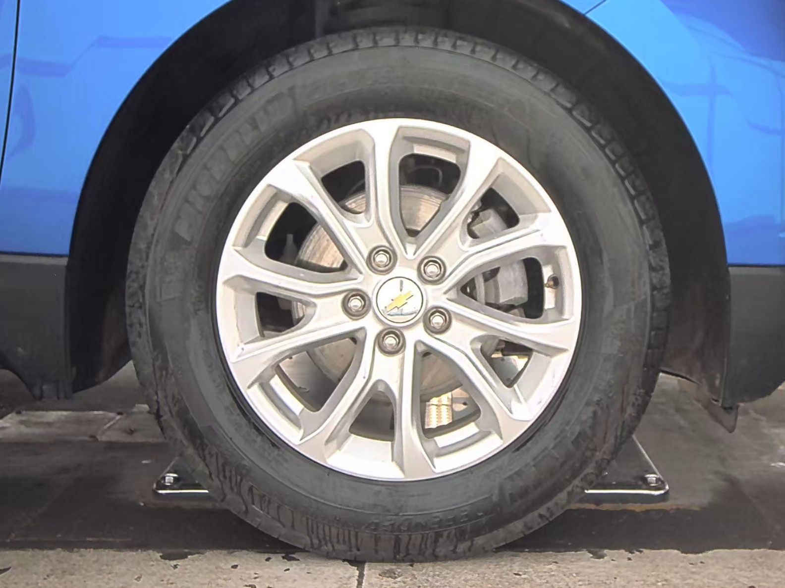 2019 Chevrolet Equinox LS FWD