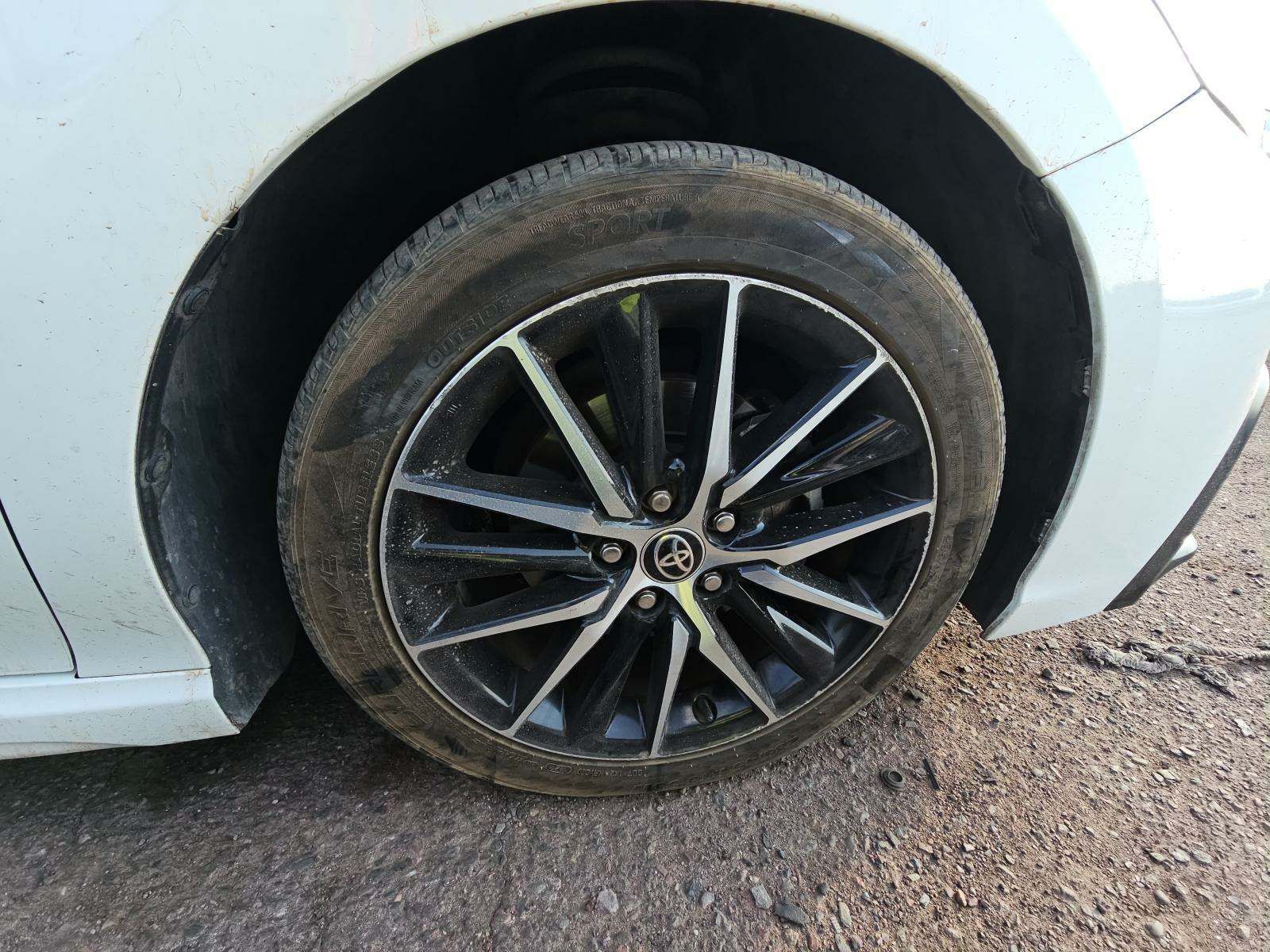 2021 Toyota Camry SE FWD