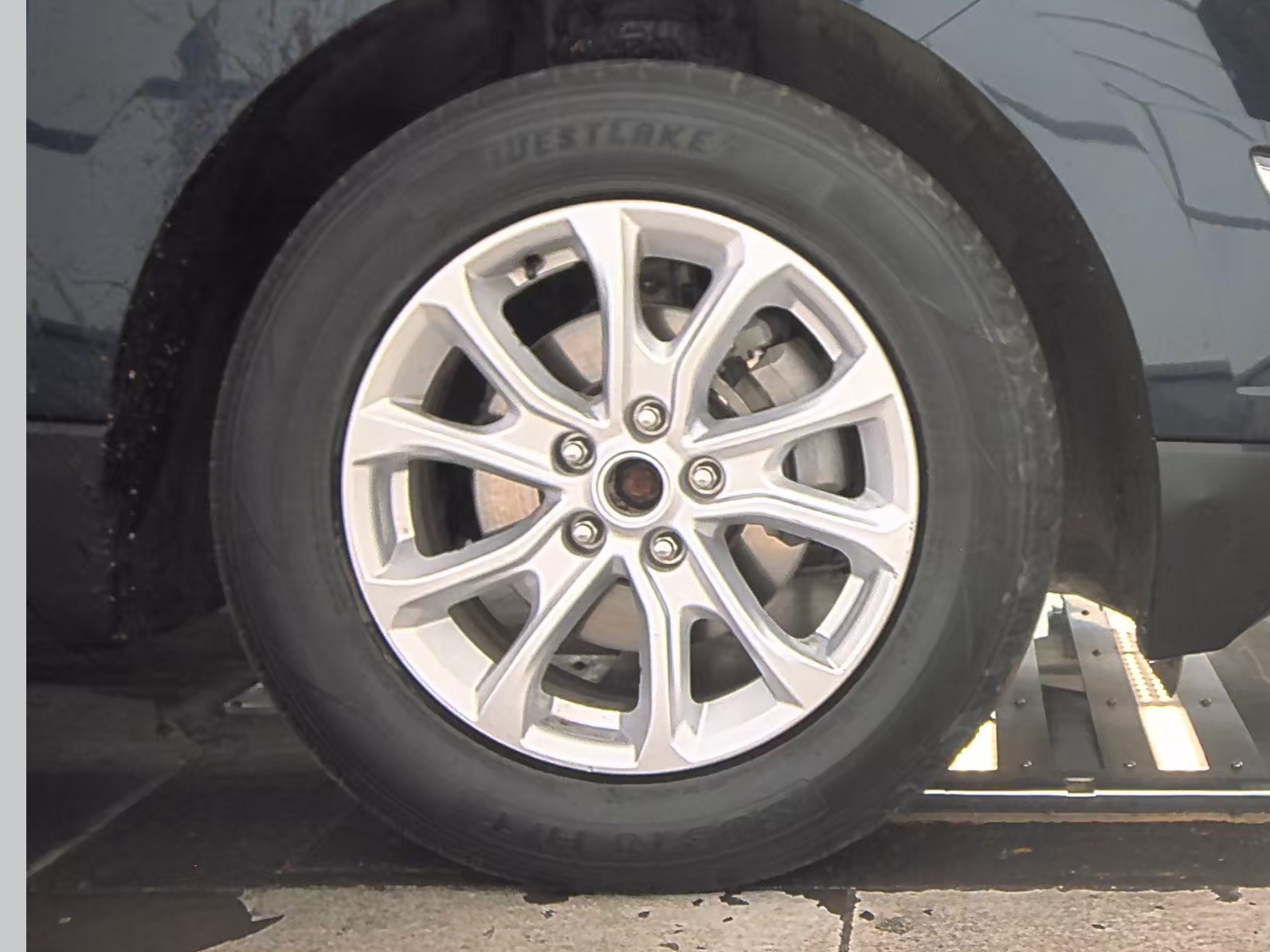 2020 Chevrolet Equinox LS FWD