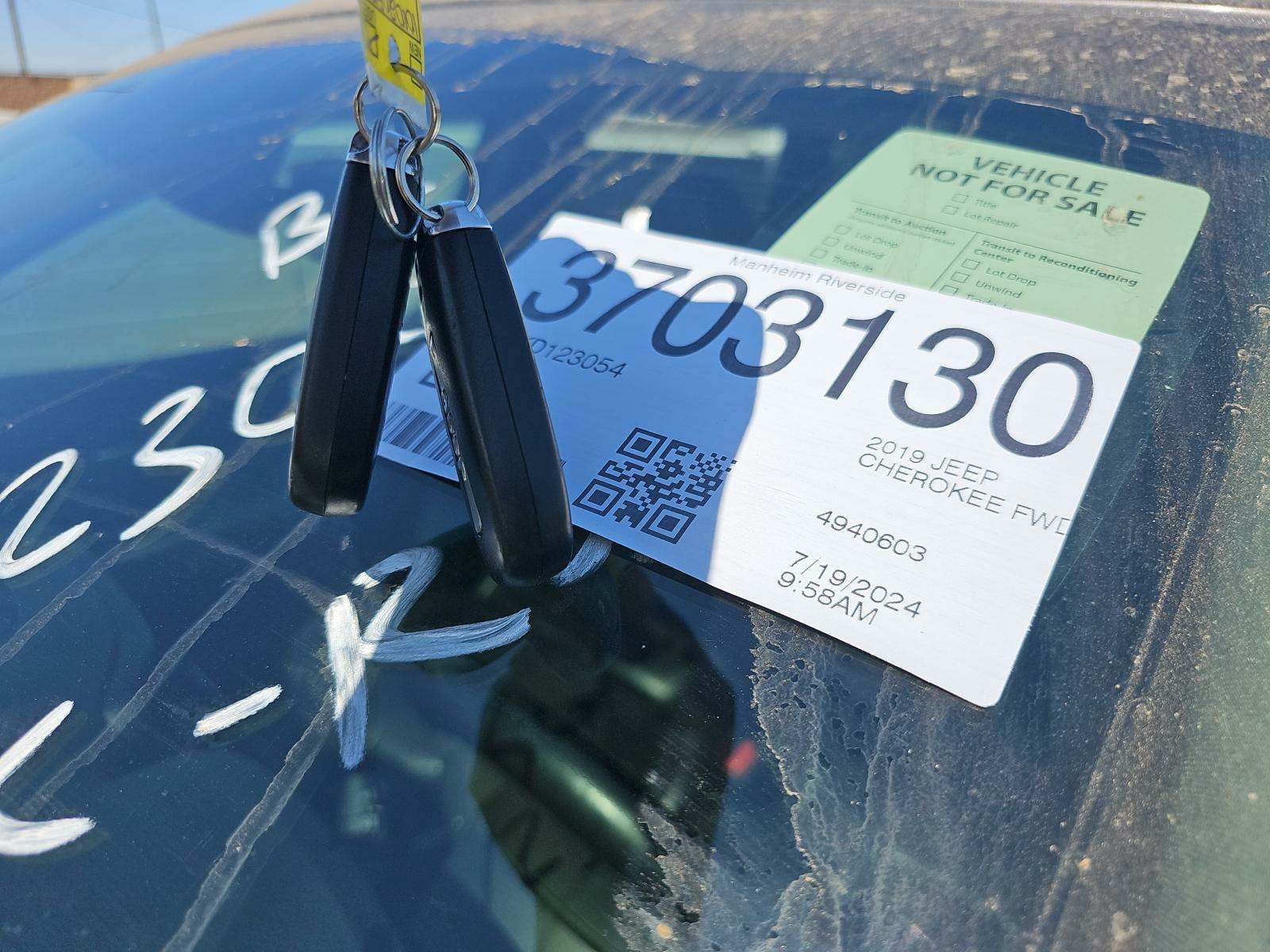 2019 Jeep Cherokee Limited FWD