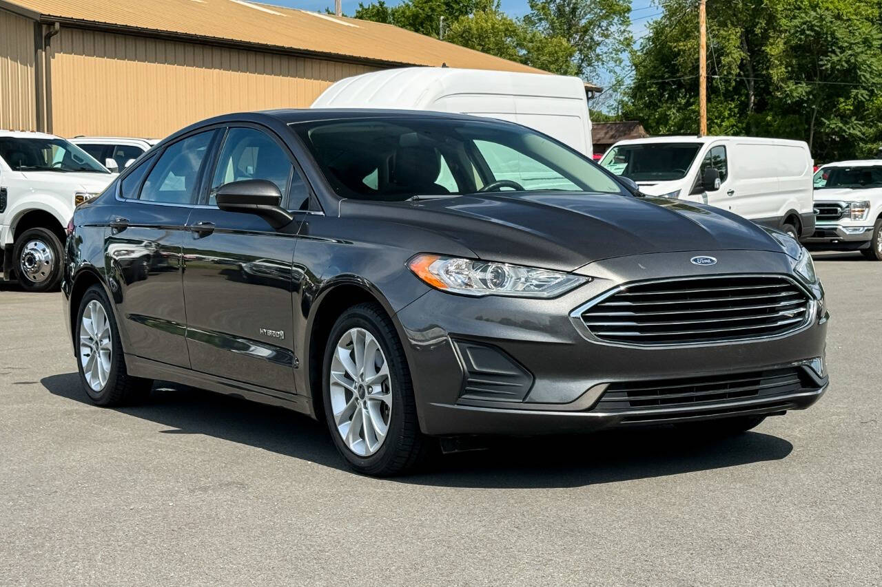 2019 Ford Fusion Hybrid SE