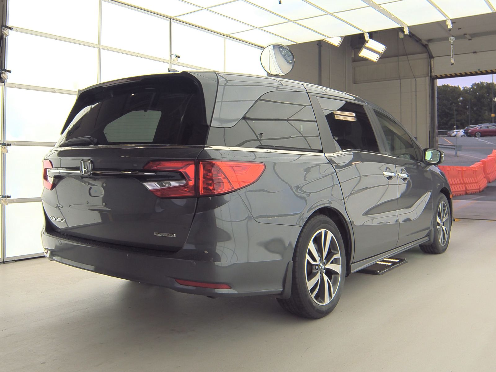 2021 Honda Odyssey Touring FWD