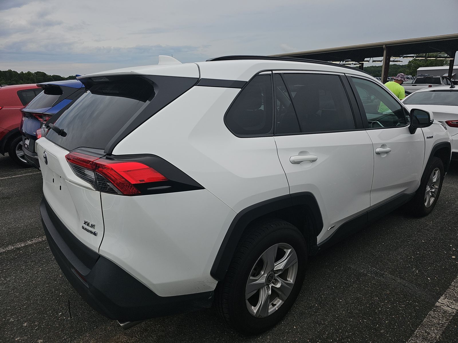 2021 Toyota RAV4 Hybrid XLE AWD