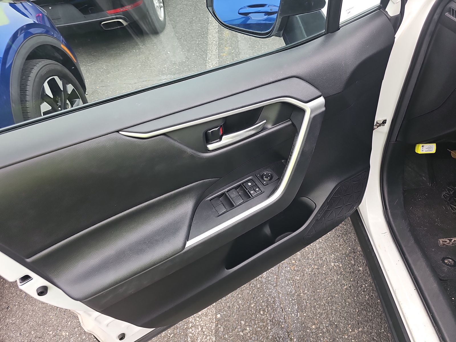 2021 Toyota RAV4 Hybrid XLE AWD