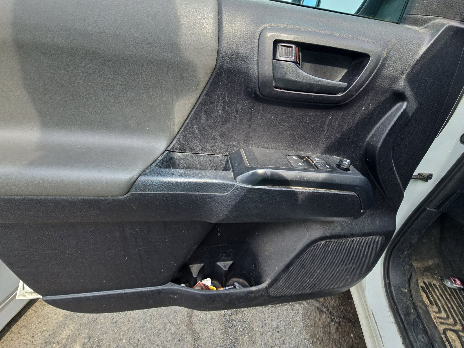 2020 Toyota Tacoma SR RWD