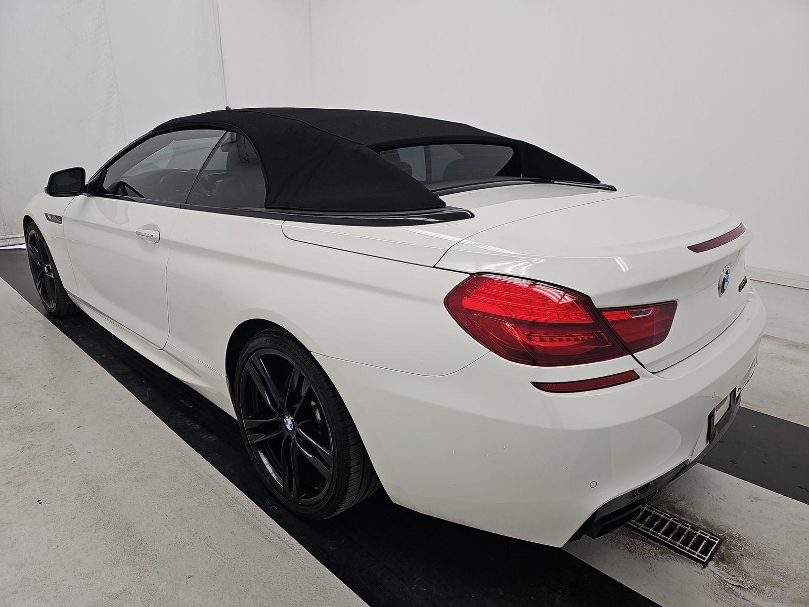 2013 BMW 6 Series 650i RWD