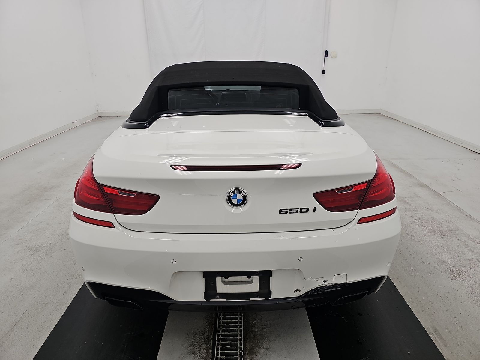 2013 BMW 6 Series 650i RWD