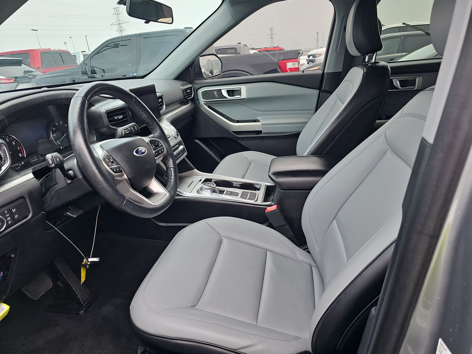 2021 Ford Explorer XLT RWD