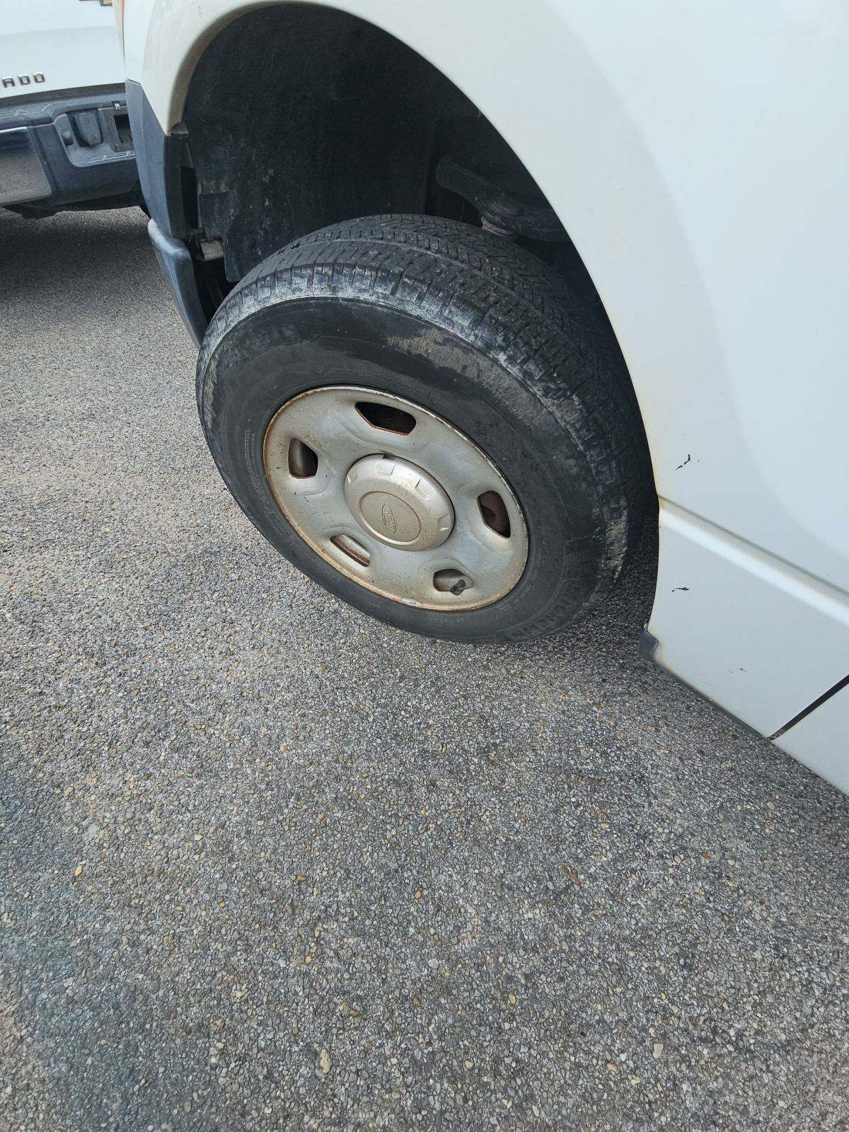 2014 Ford F-150 XL RWD