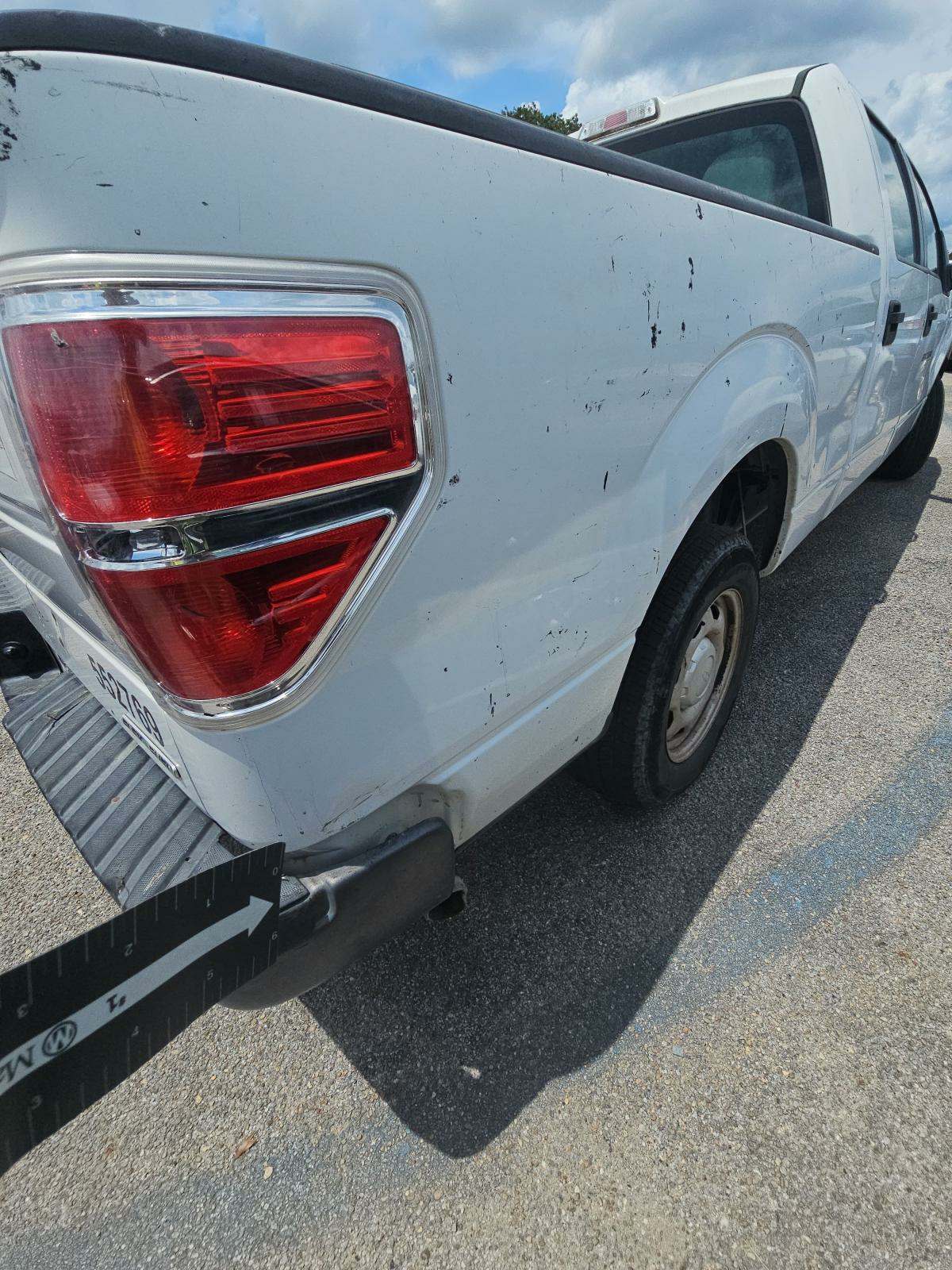 2014 Ford F-150 XL RWD