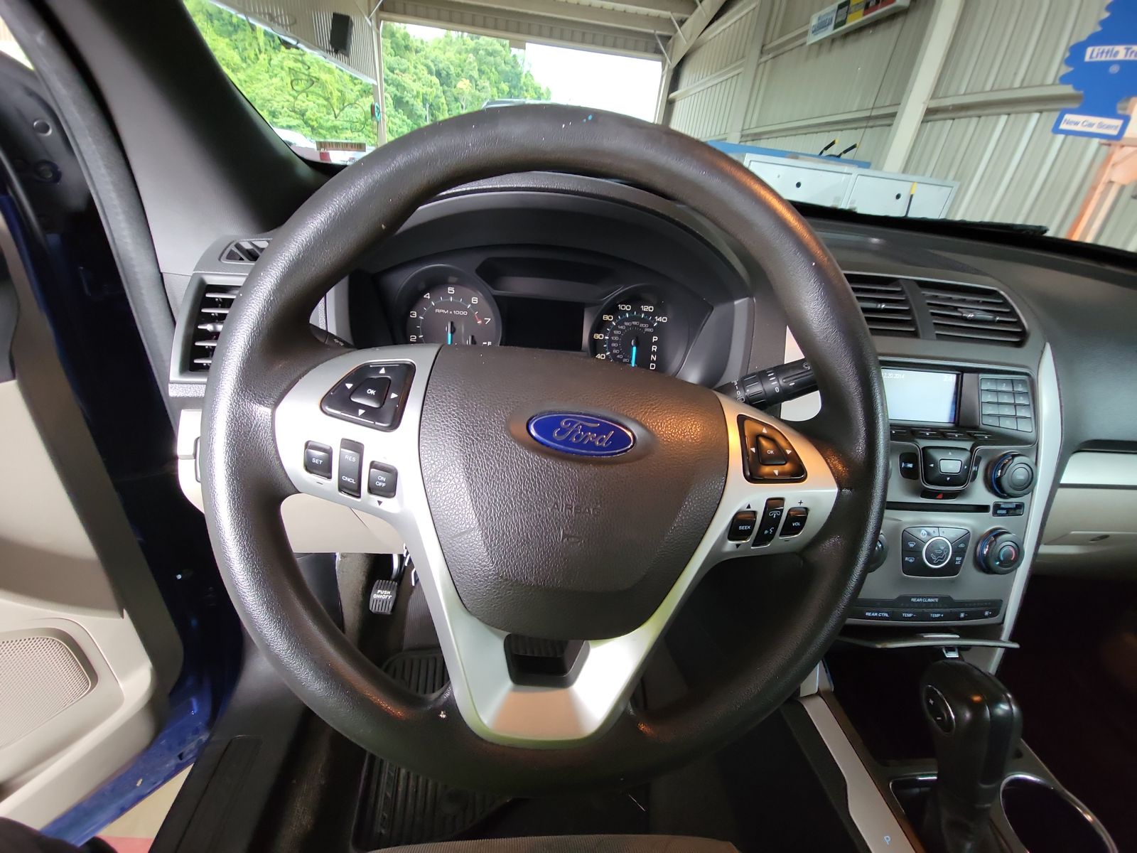 2014 Ford Explorer Base FWD