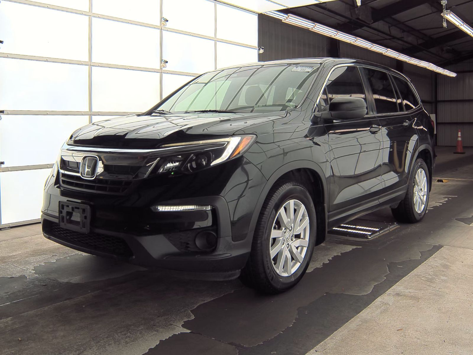 2019 Honda Pilot LX FWD