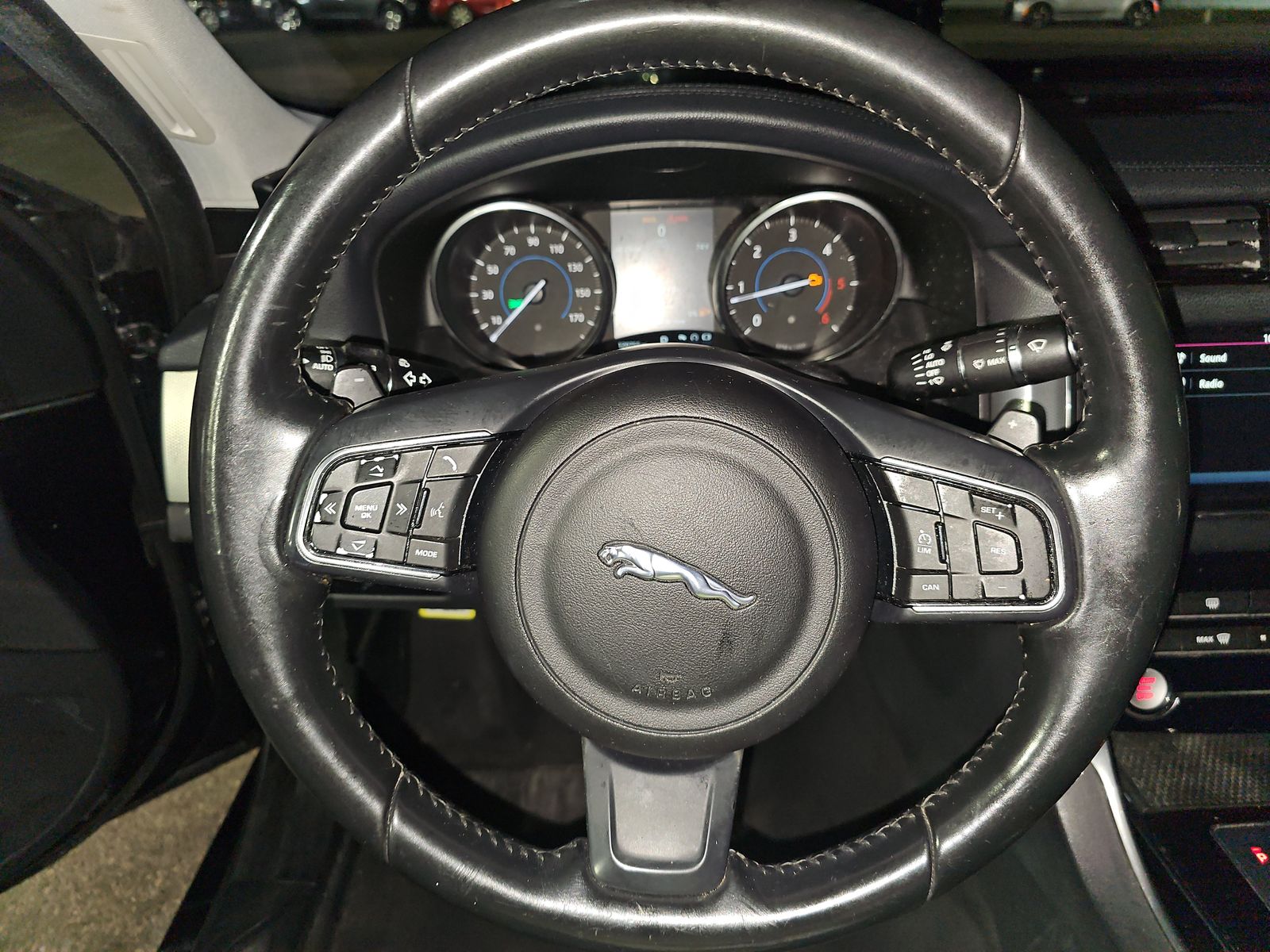 2017 Jaguar XF 20d Premium RWD