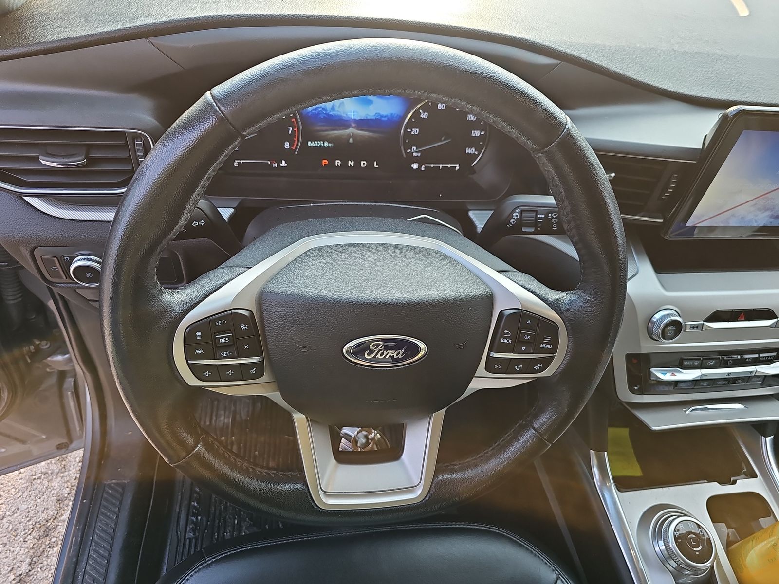 2022 Ford Explorer XLT AWD