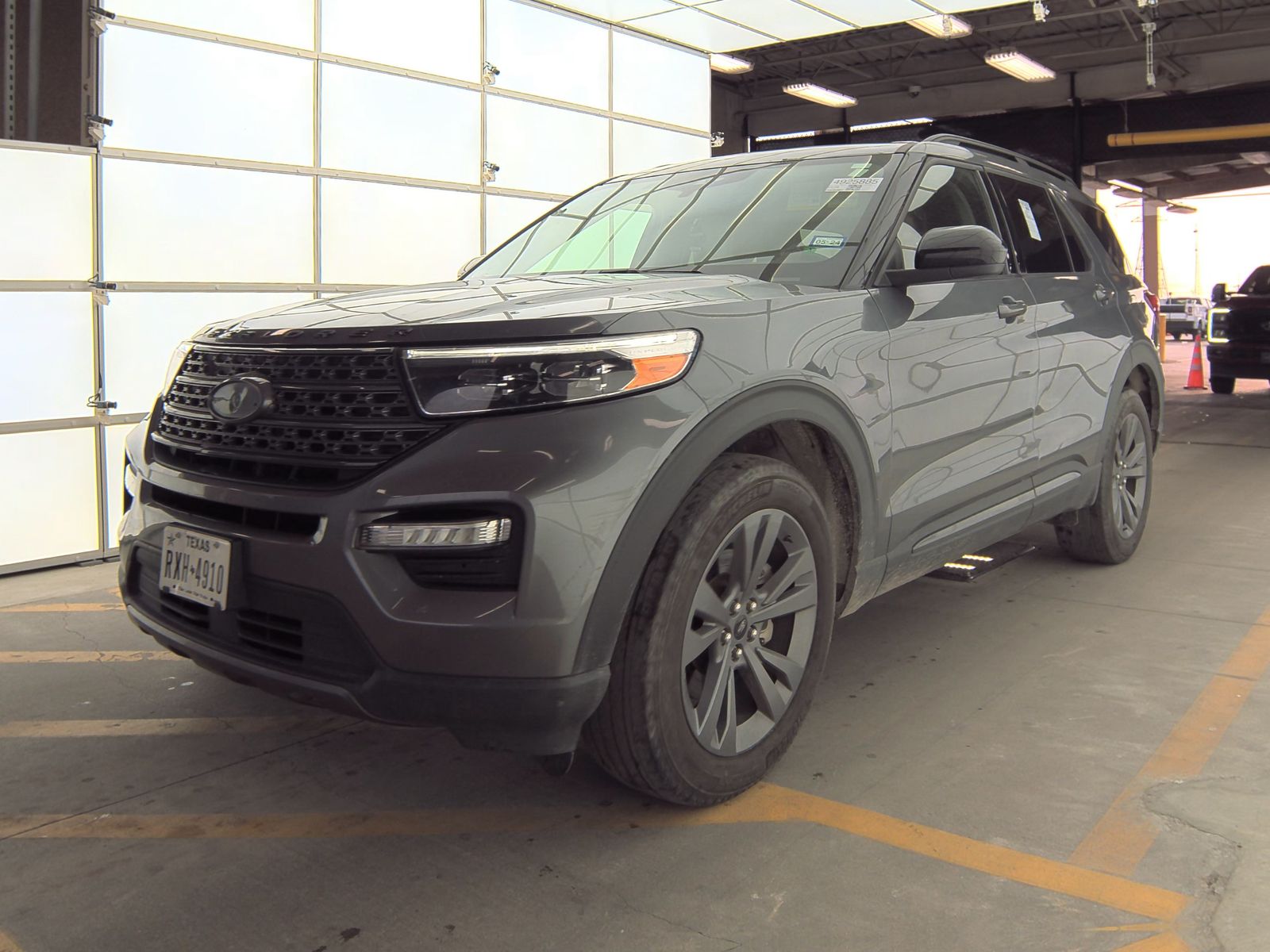 2022 Ford Explorer XLT AWD