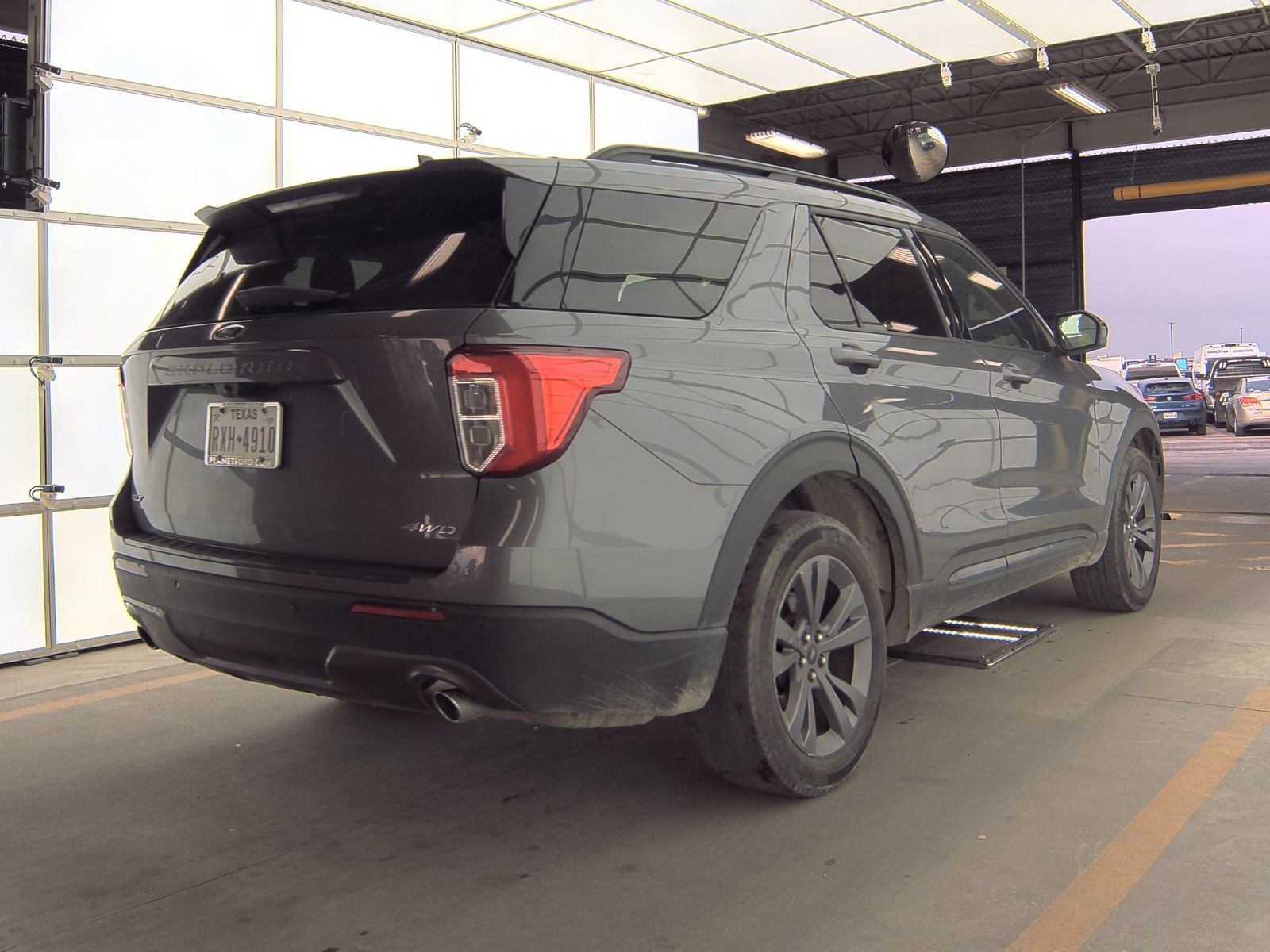 2022 Ford Explorer XLT AWD