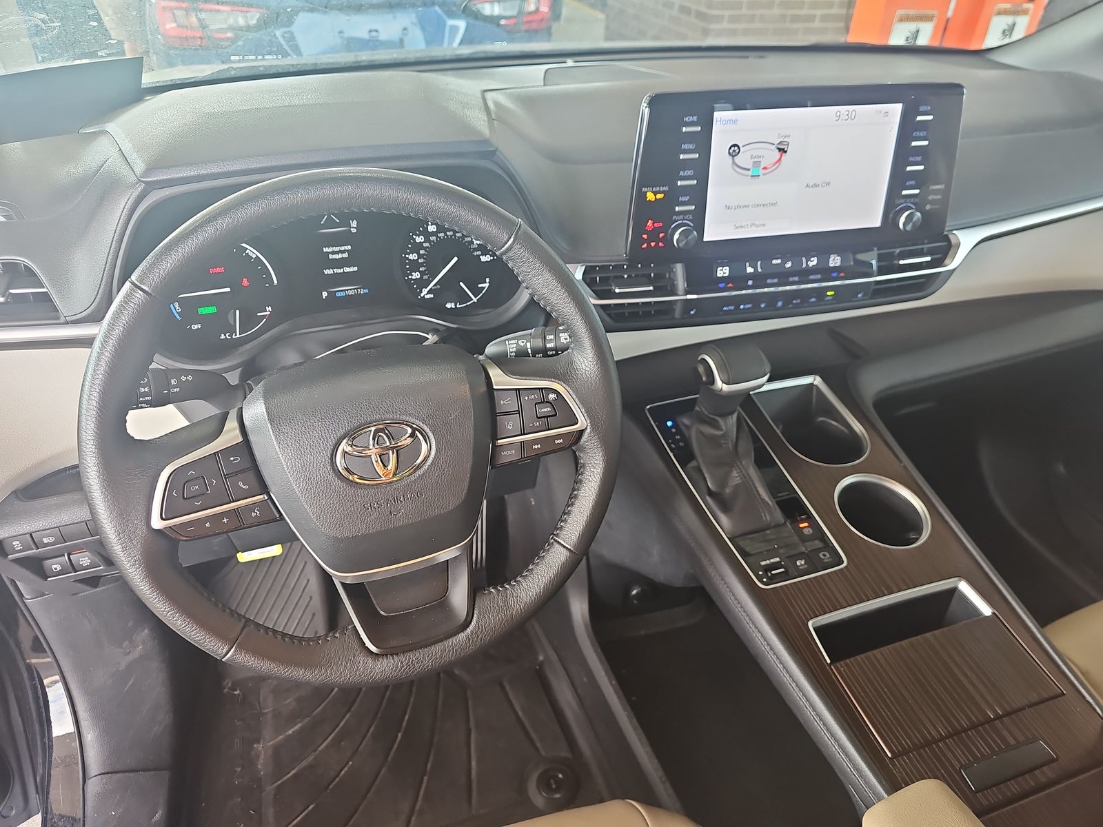 2022 Toyota Sienna XLE FWD