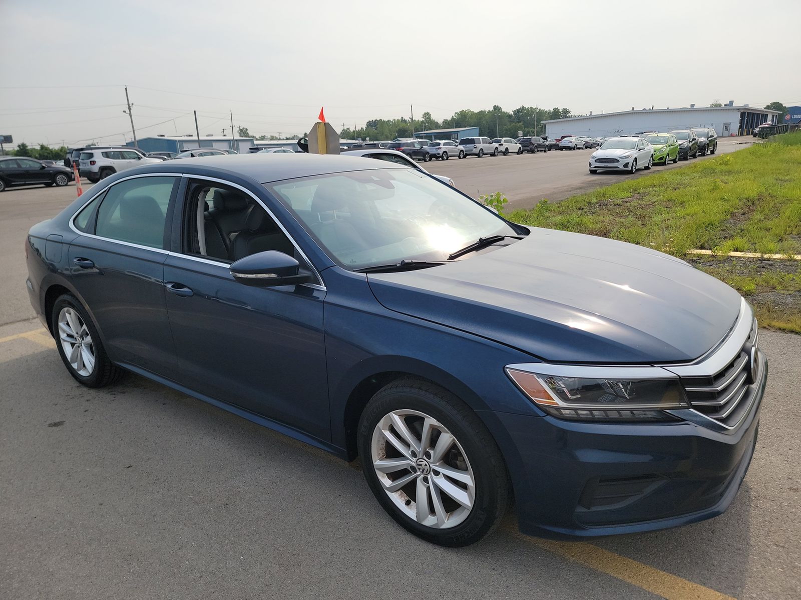 2020 Volkswagen Passat 2.0T SE FWD