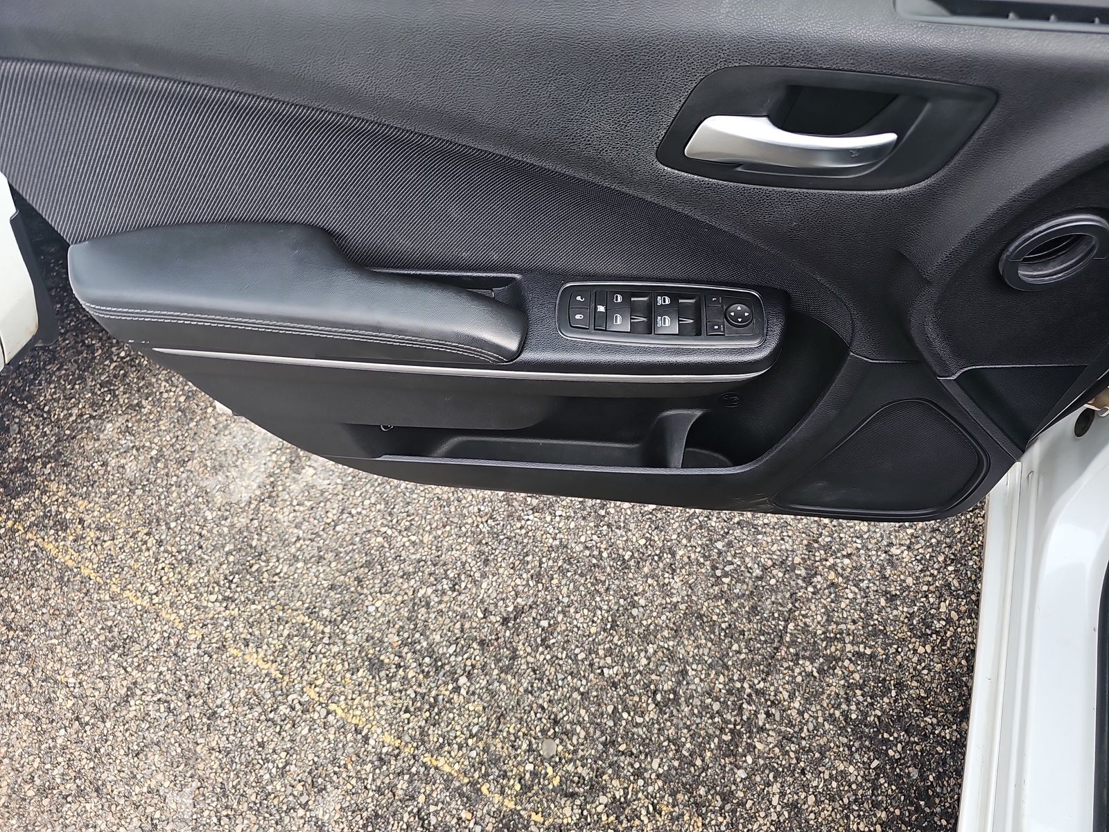 2015 Dodge Charger SE FWD