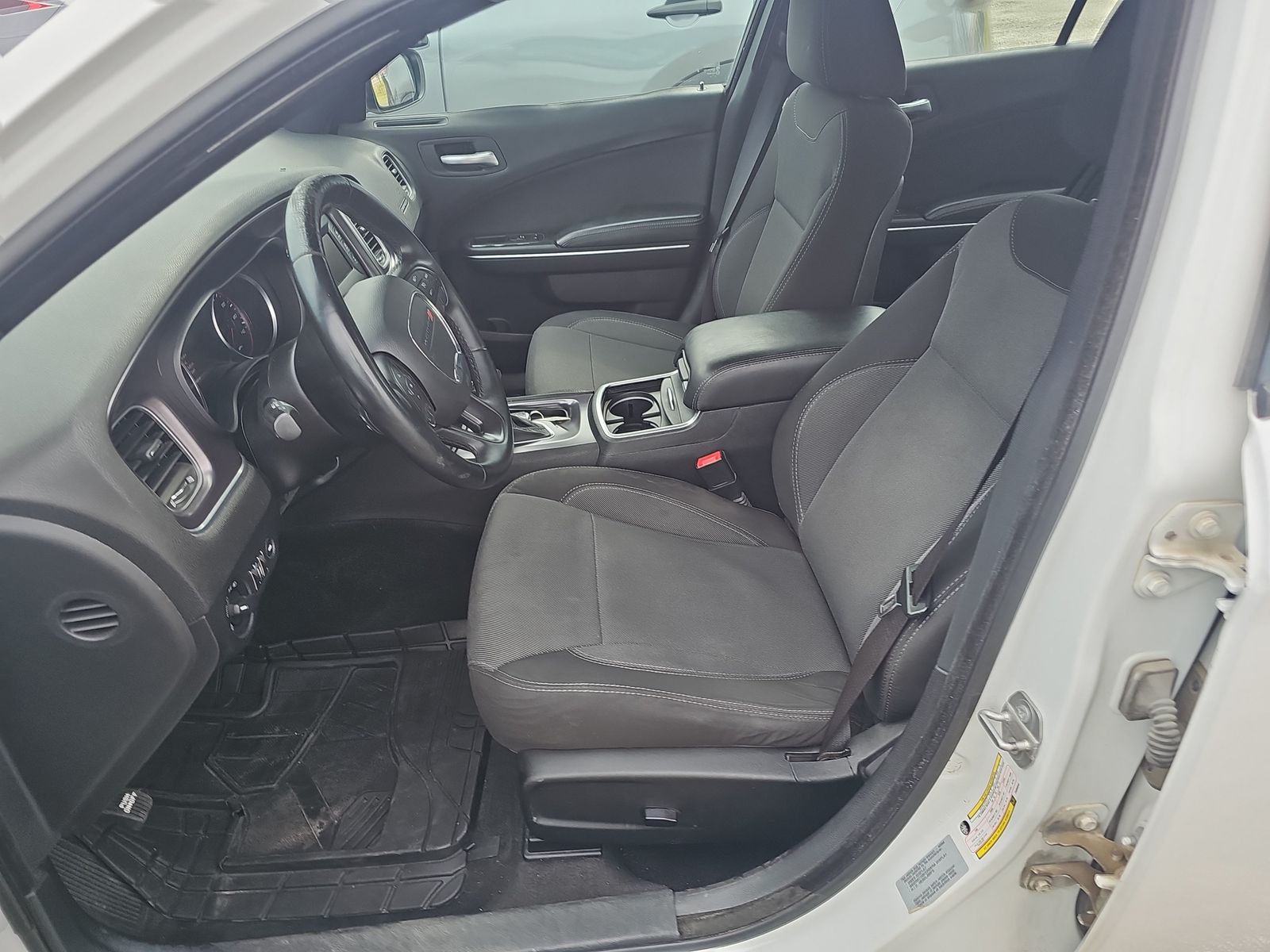 2015 Dodge Charger SE FWD