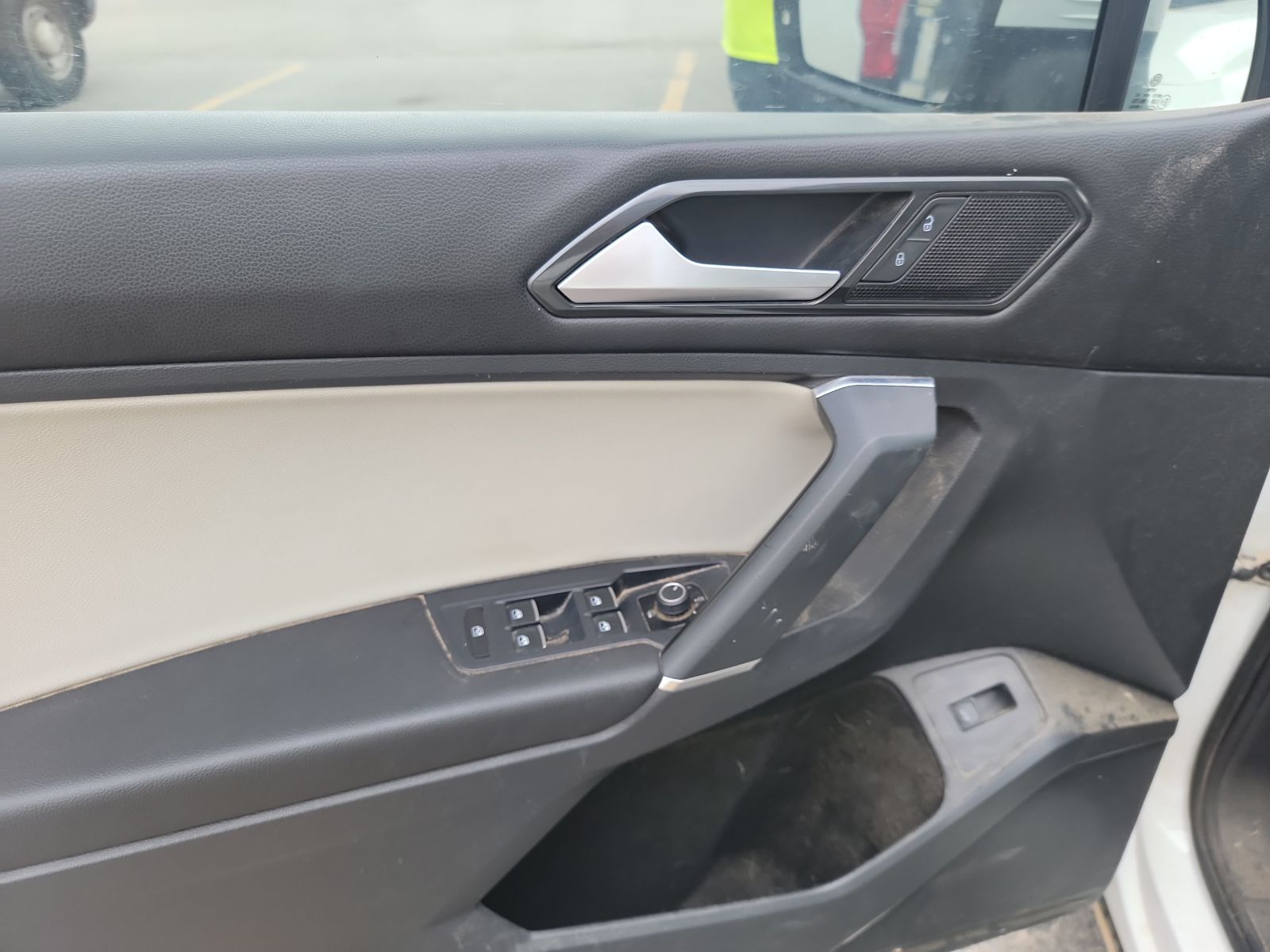 2018 Volkswagen Tiguan 2.0T SEL FWD