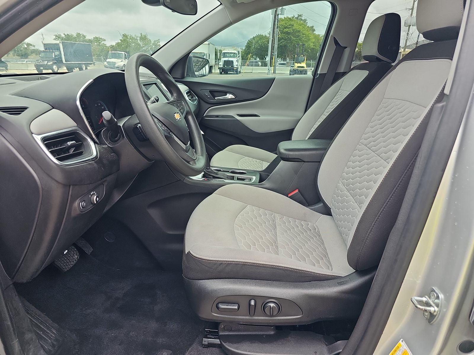 2020 Chevrolet Equinox LS FWD