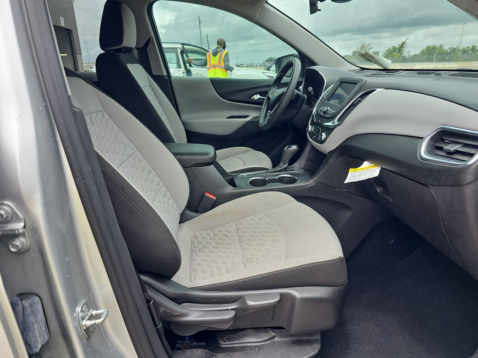 2020 Chevrolet Equinox LS FWD