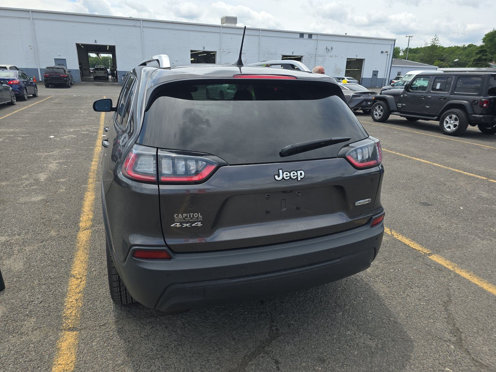 2020 Jeep Cherokee Latitude Plus AWD