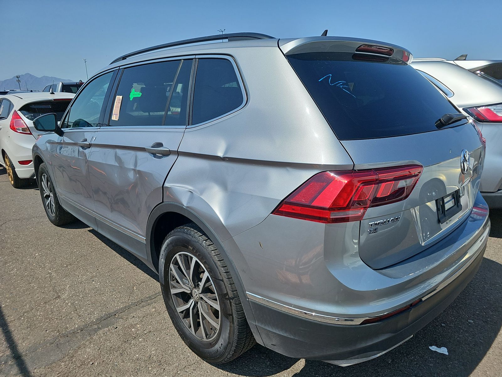 2020 Volkswagen Tiguan 2.0T SE FWD