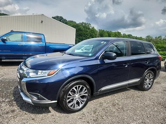 2017 Mitsubishi Outlander ES FWD