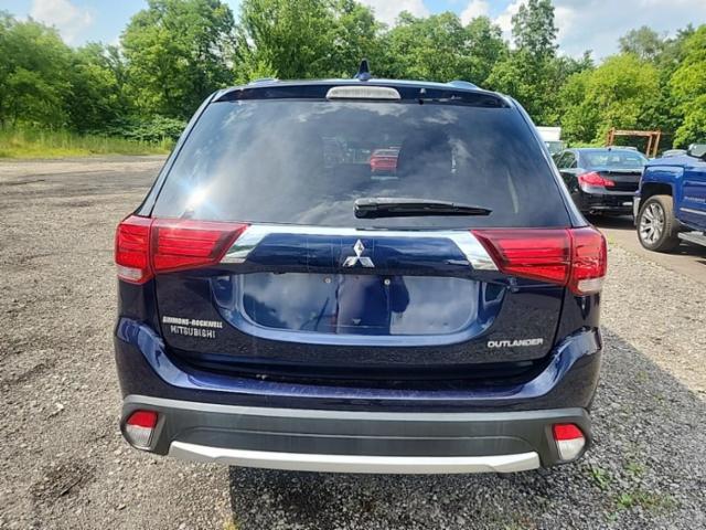 2017 Mitsubishi Outlander ES FWD