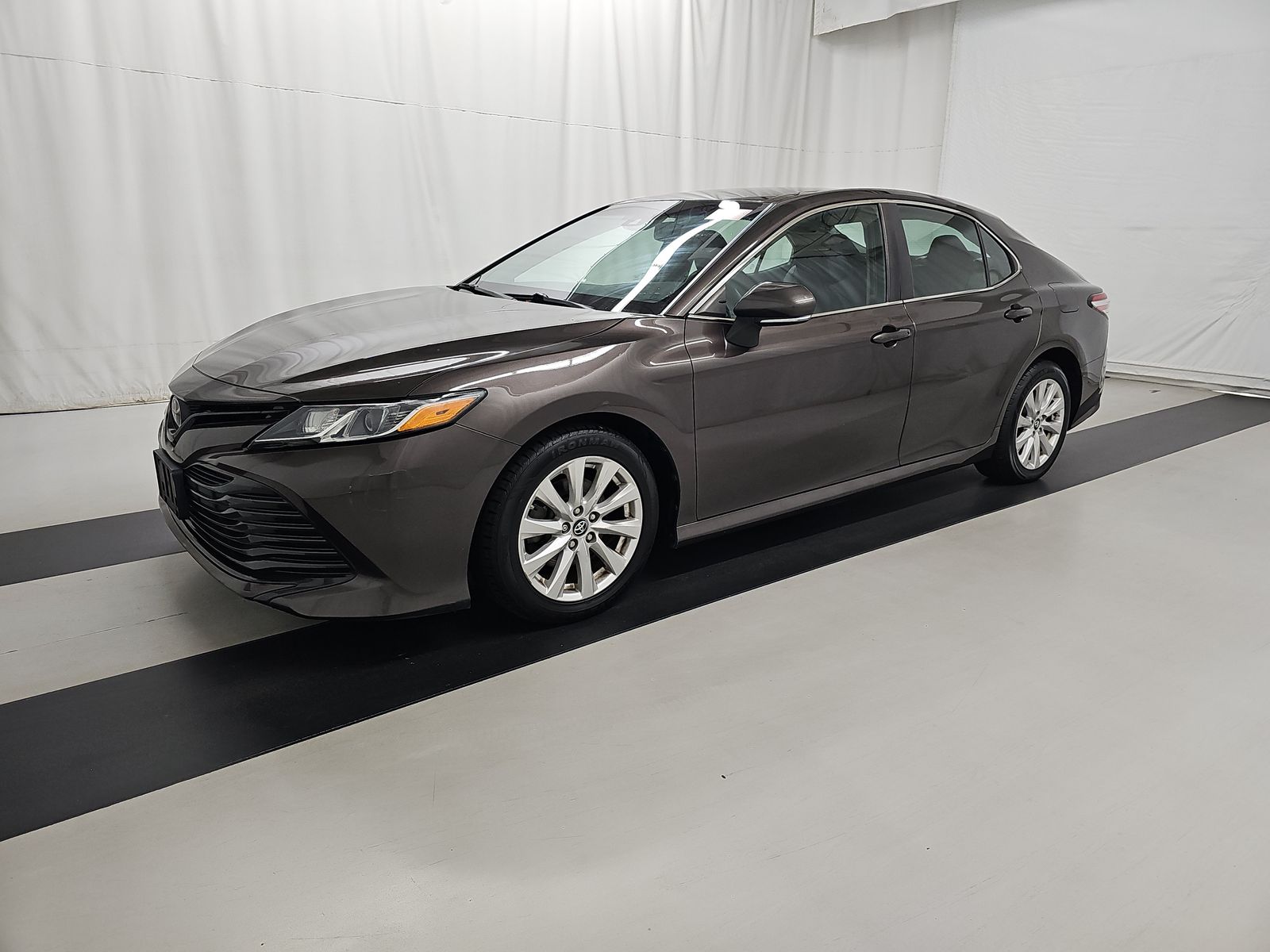 2018 Toyota Camry LE FWD