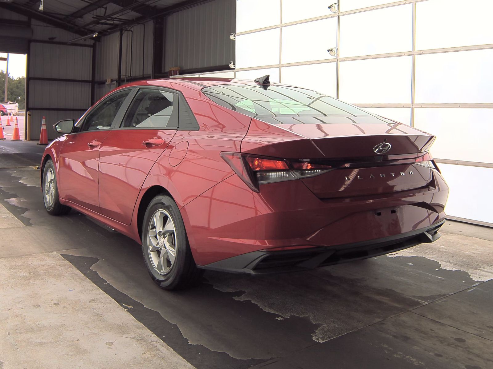 2021 Hyundai Elantra SE FWD