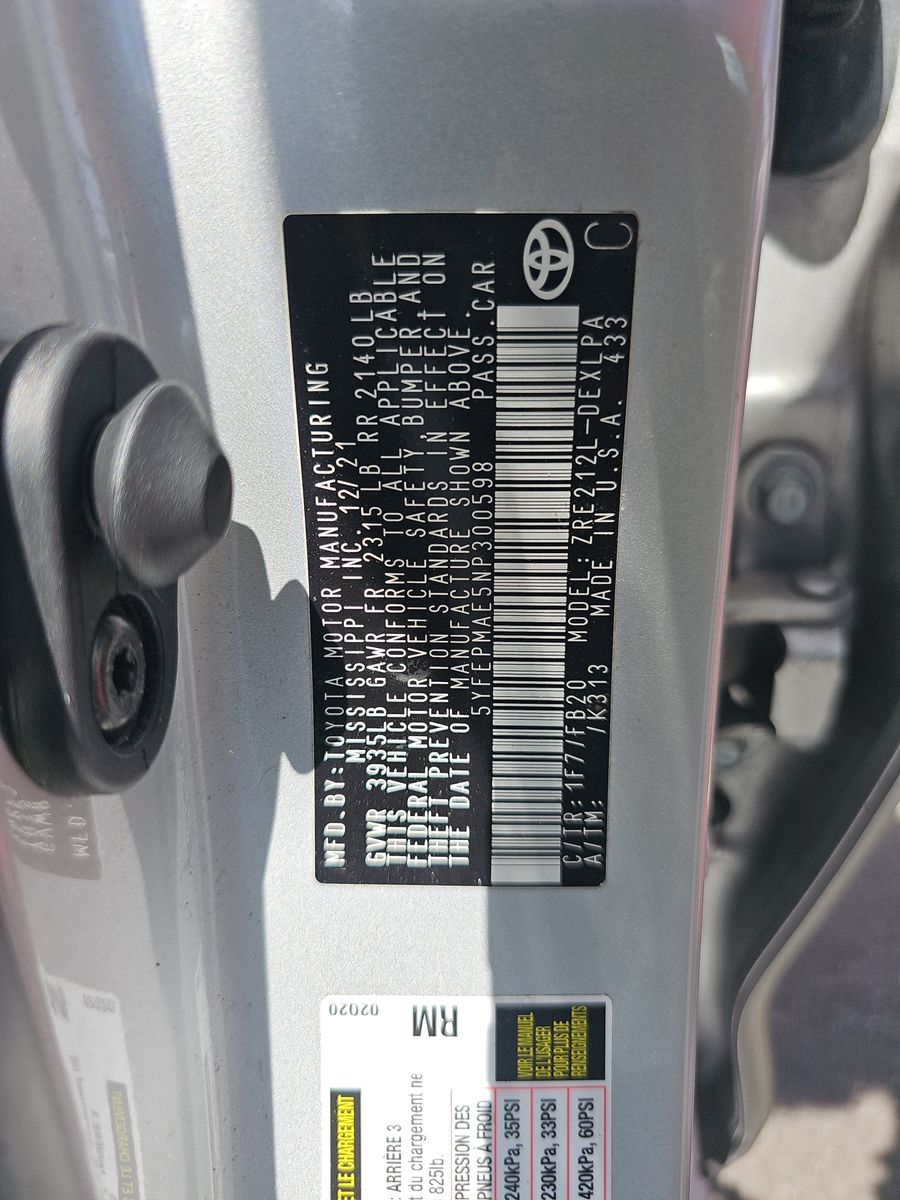 2022 Toyota Corolla LE FWD