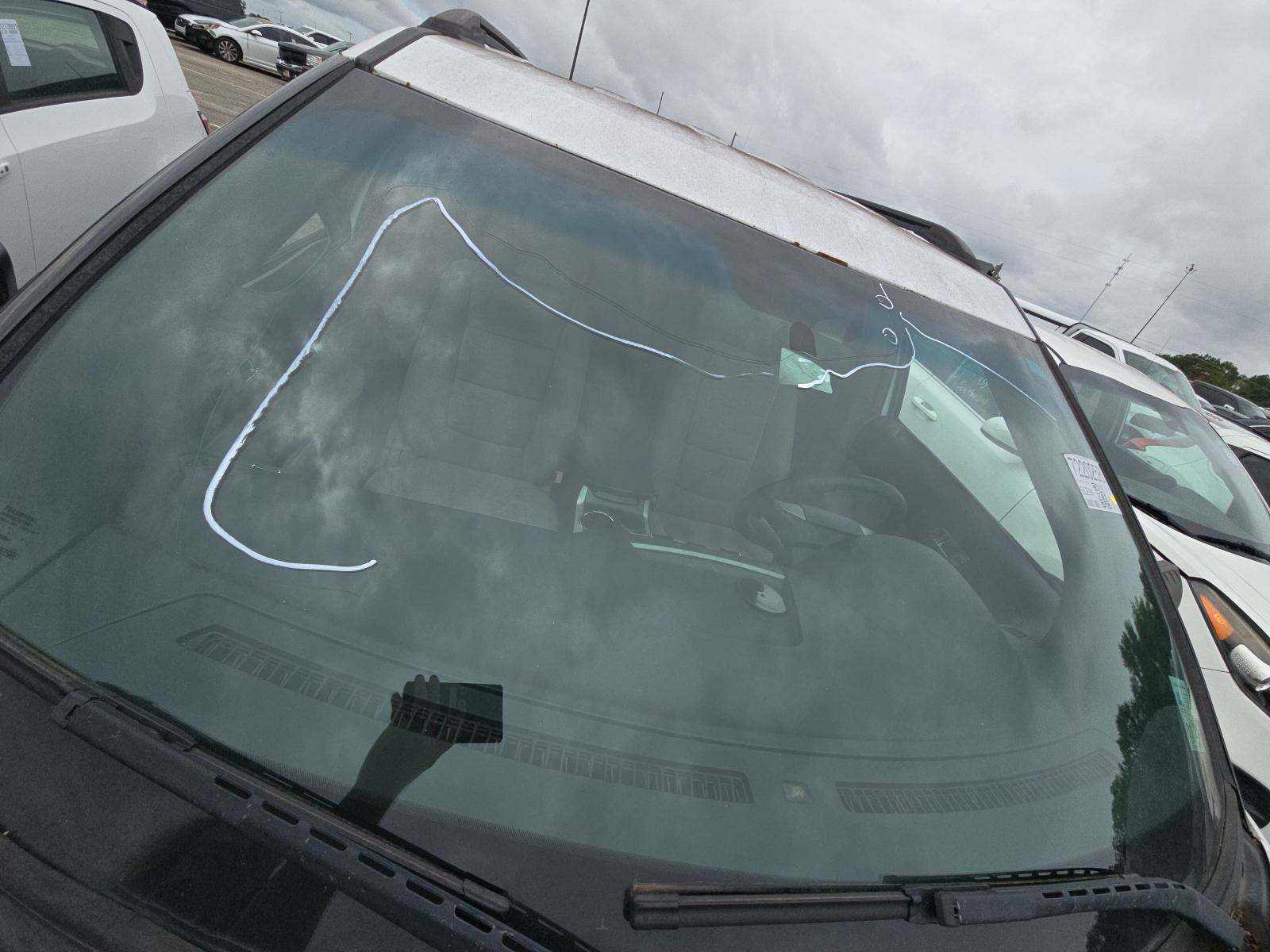 2015 Ford Explorer Base FWD