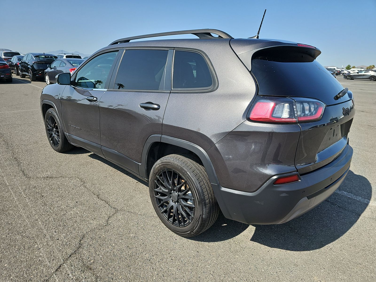 2019 Jeep Cherokee Limited FWD