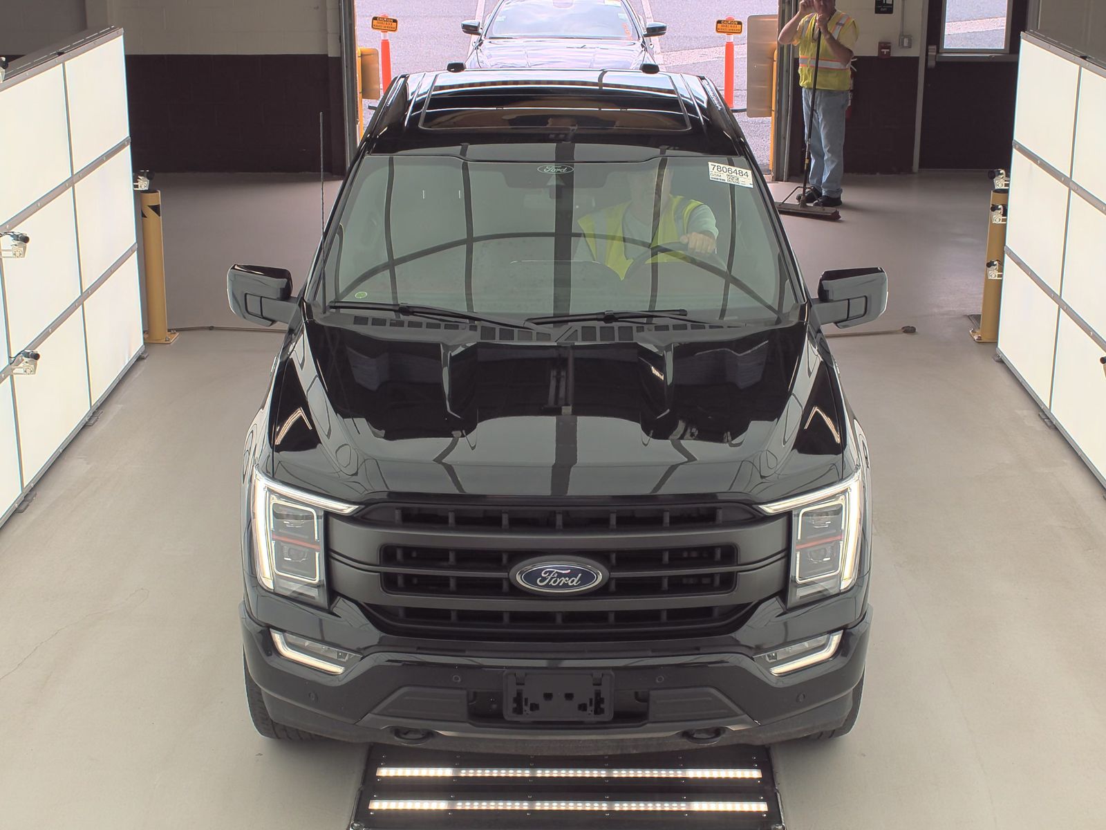 2022 Ford F-150 LARIAT AWD