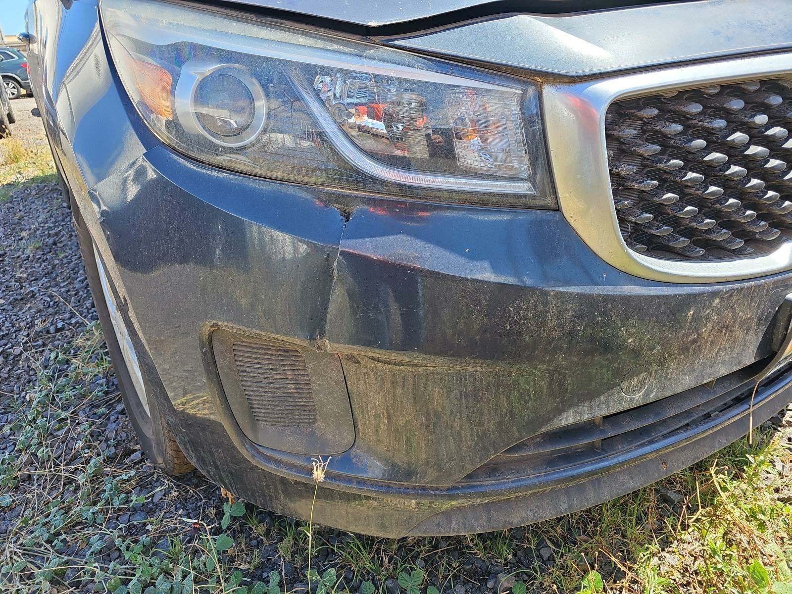 2016 Kia Sedona LX FWD