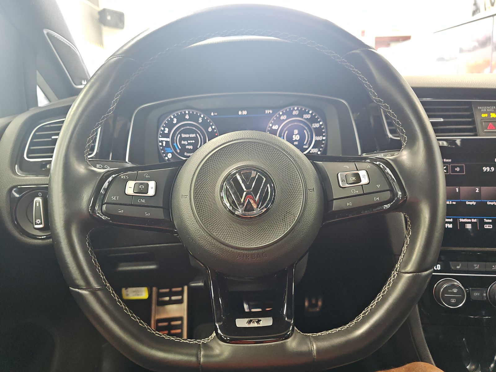 2018 Volkswagen Golf R Base AWD