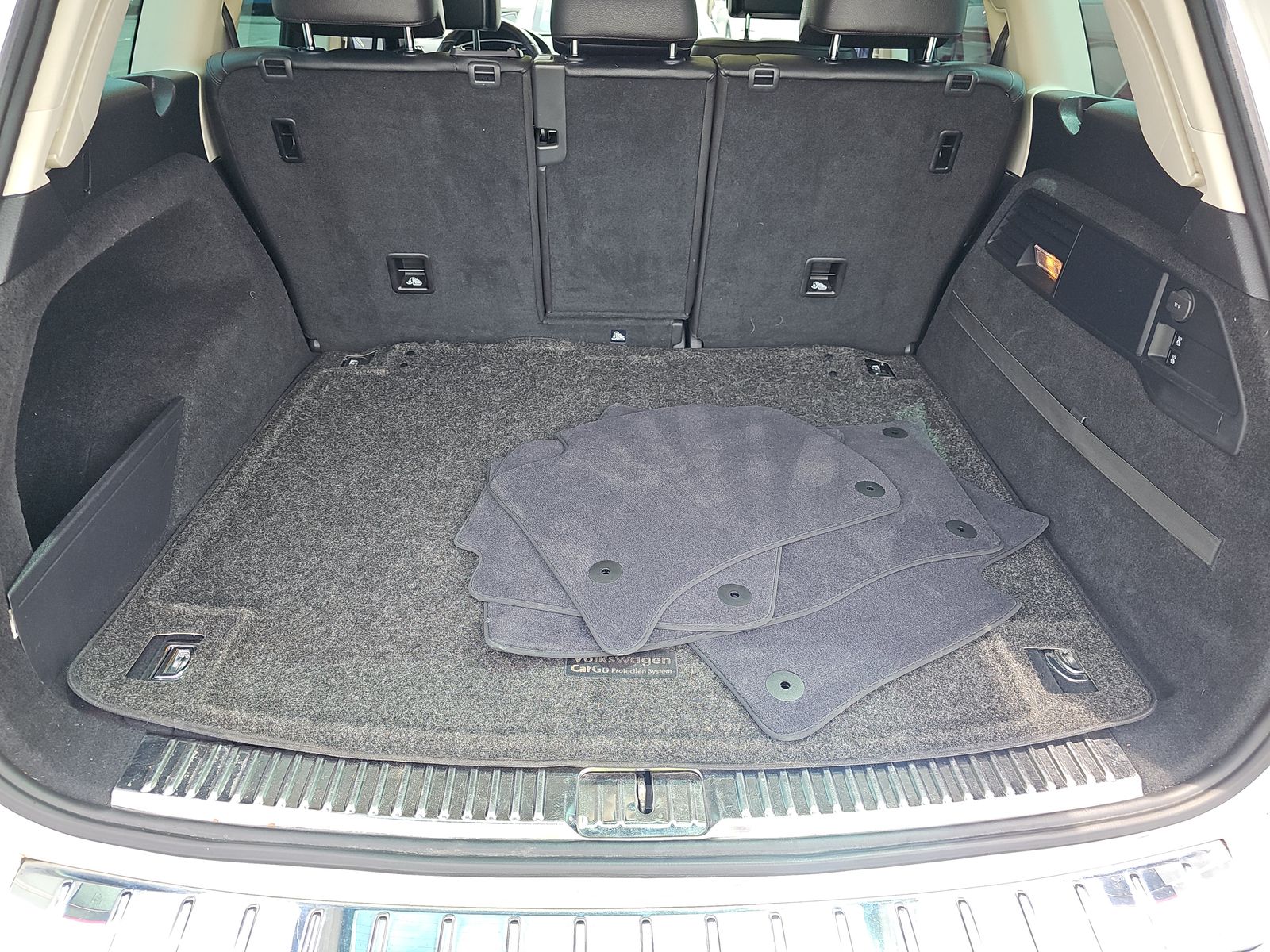 2016 Volkswagen Touareg 3.6L Lux AWD