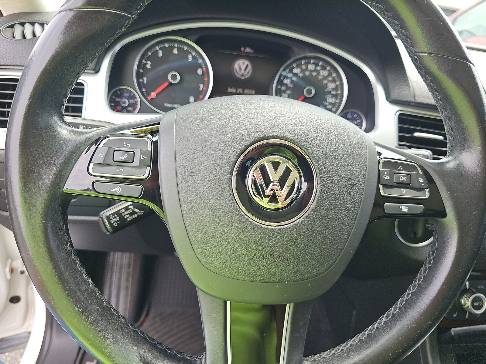 2016 Volkswagen Touareg 3.6L Lux AWD