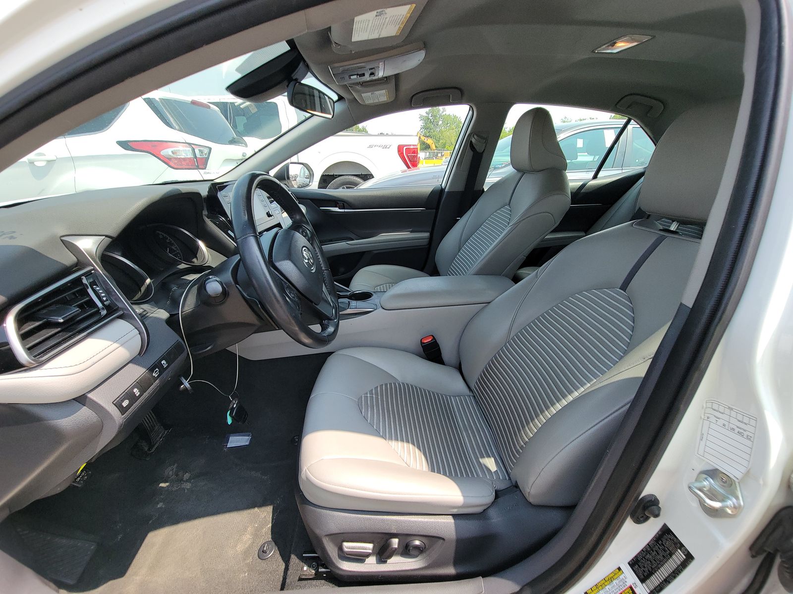 2022 Toyota Camry SE FWD