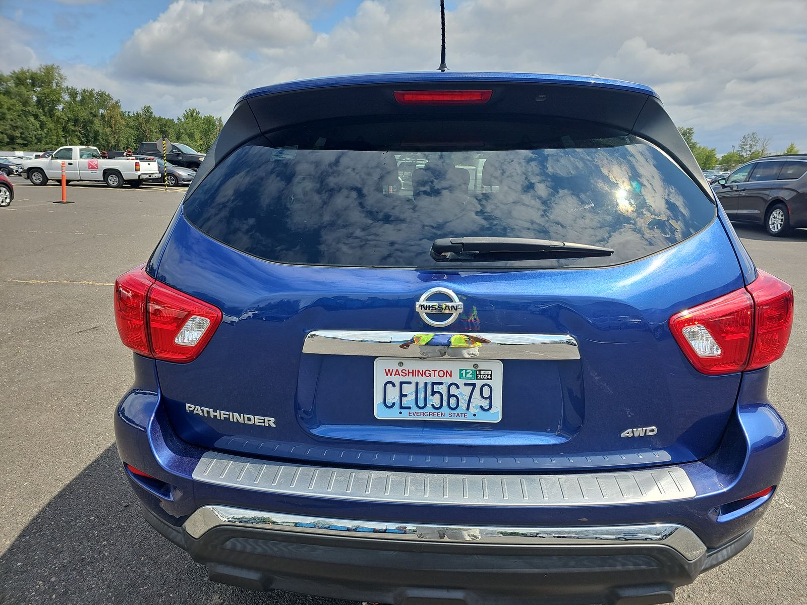 2017 Nissan Pathfinder S AWD