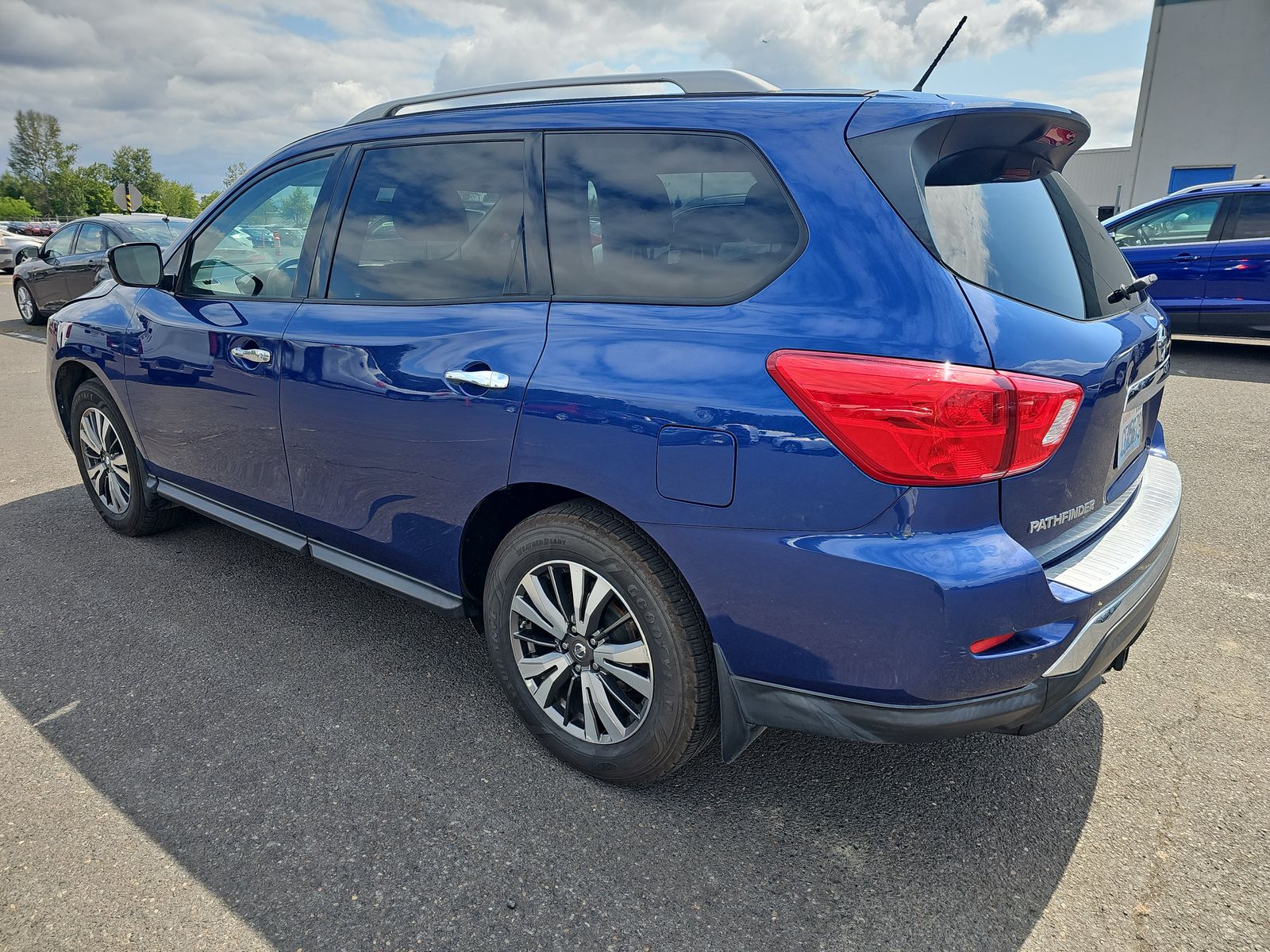 2017 Nissan Pathfinder S AWD