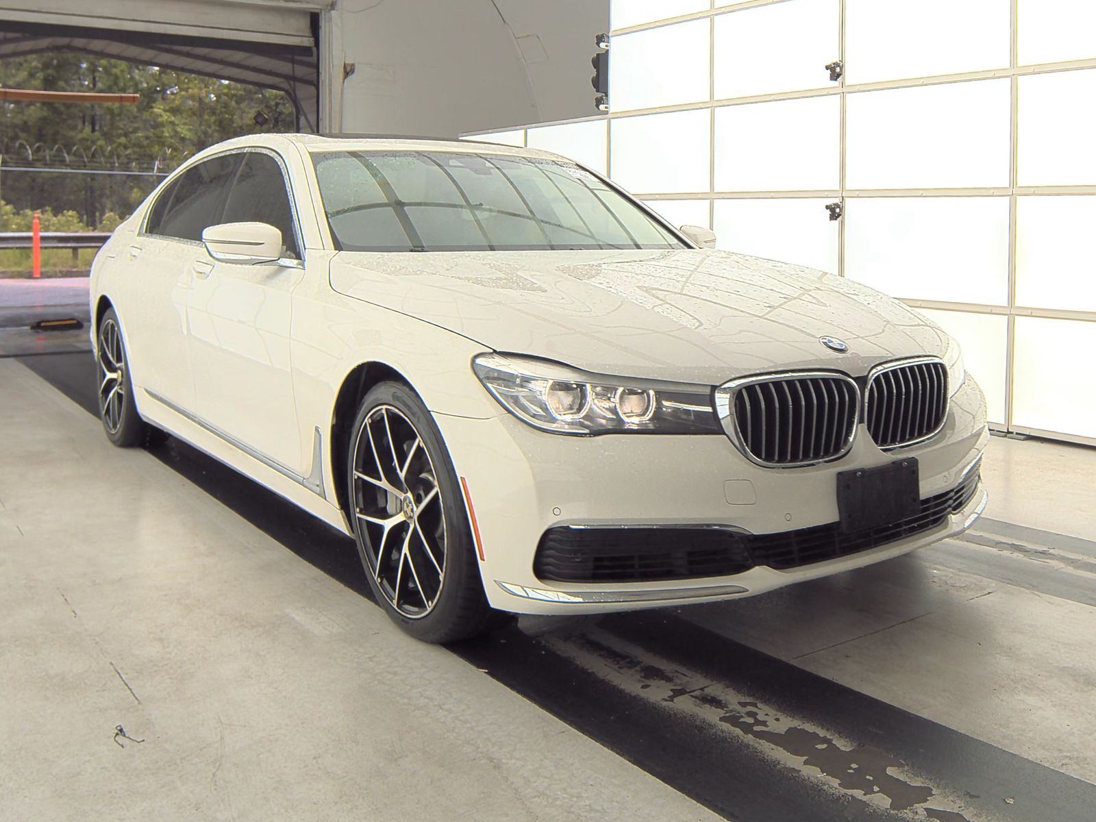 2019 BMW 7 Series 740i RWD