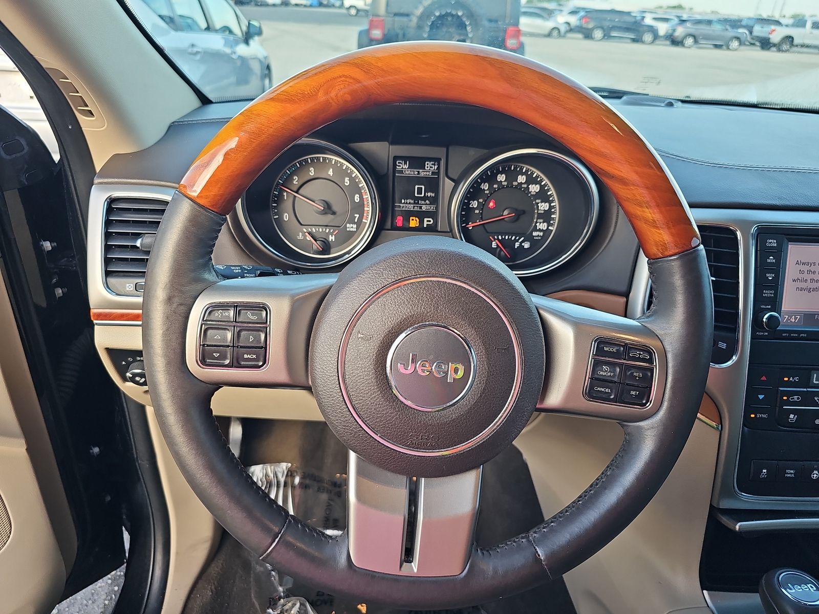 2012 Jeep Grand Cherokee Overland RWD